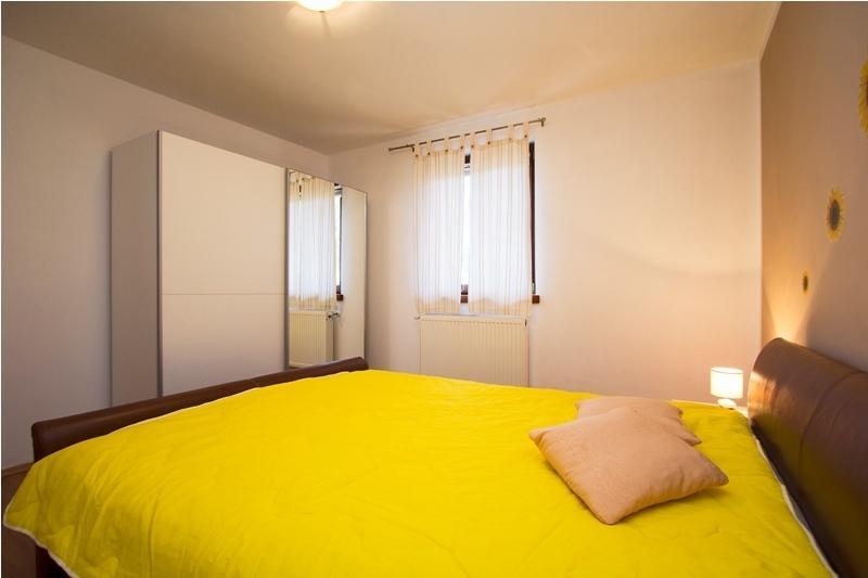 Apartments Matelici Divšići Ruang foto