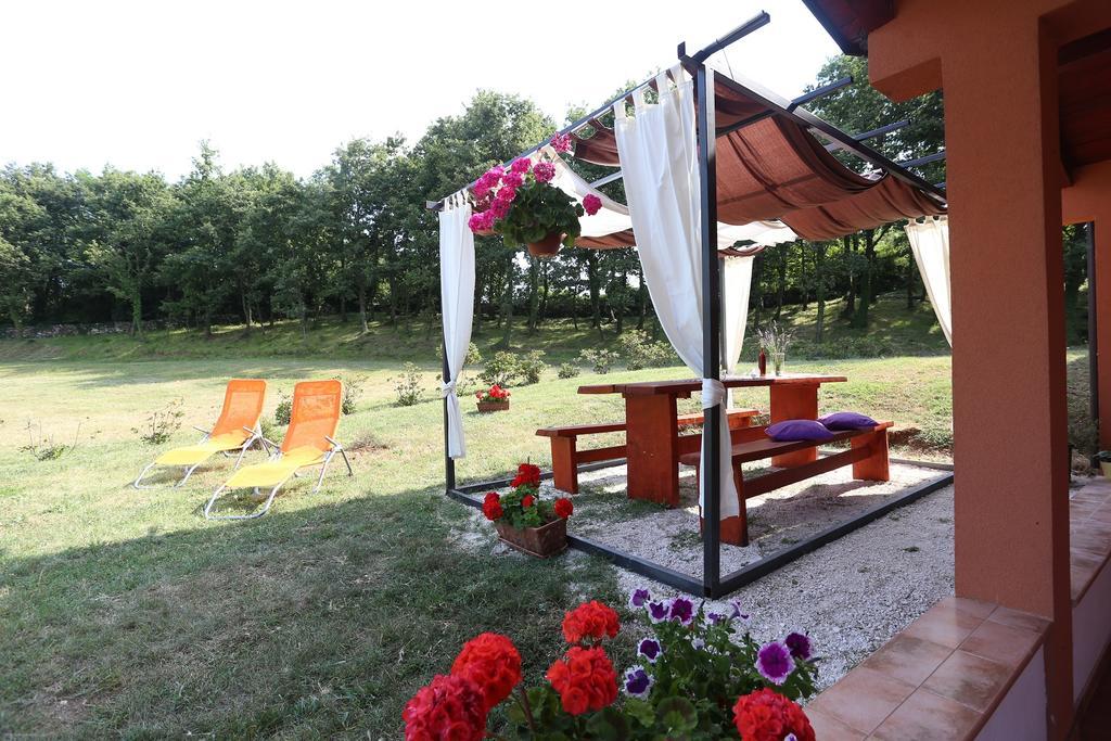 Apartments Matelici Divšići Bagian luar foto